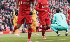 半岛体育亚洲官网-包含利物浦逆袭晋级淘汰赛备战如火如荼的词条