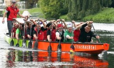 半岛体育登录入口-CBA联赛收视率大涨，球迷热情高涨！