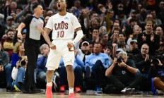 半岛体育培训-太阳客场不敌马刺，遭遇两连败