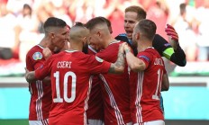 半岛体育官方登录入口-东欧球队取得胜利，晋级圣彼得堡杯半决赛