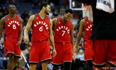 半岛体育直播-开拓者痛击太阳，轻松取胜