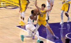 半岛体育网站入口-湖人勇夺灰熊，詹姆斯全能表现