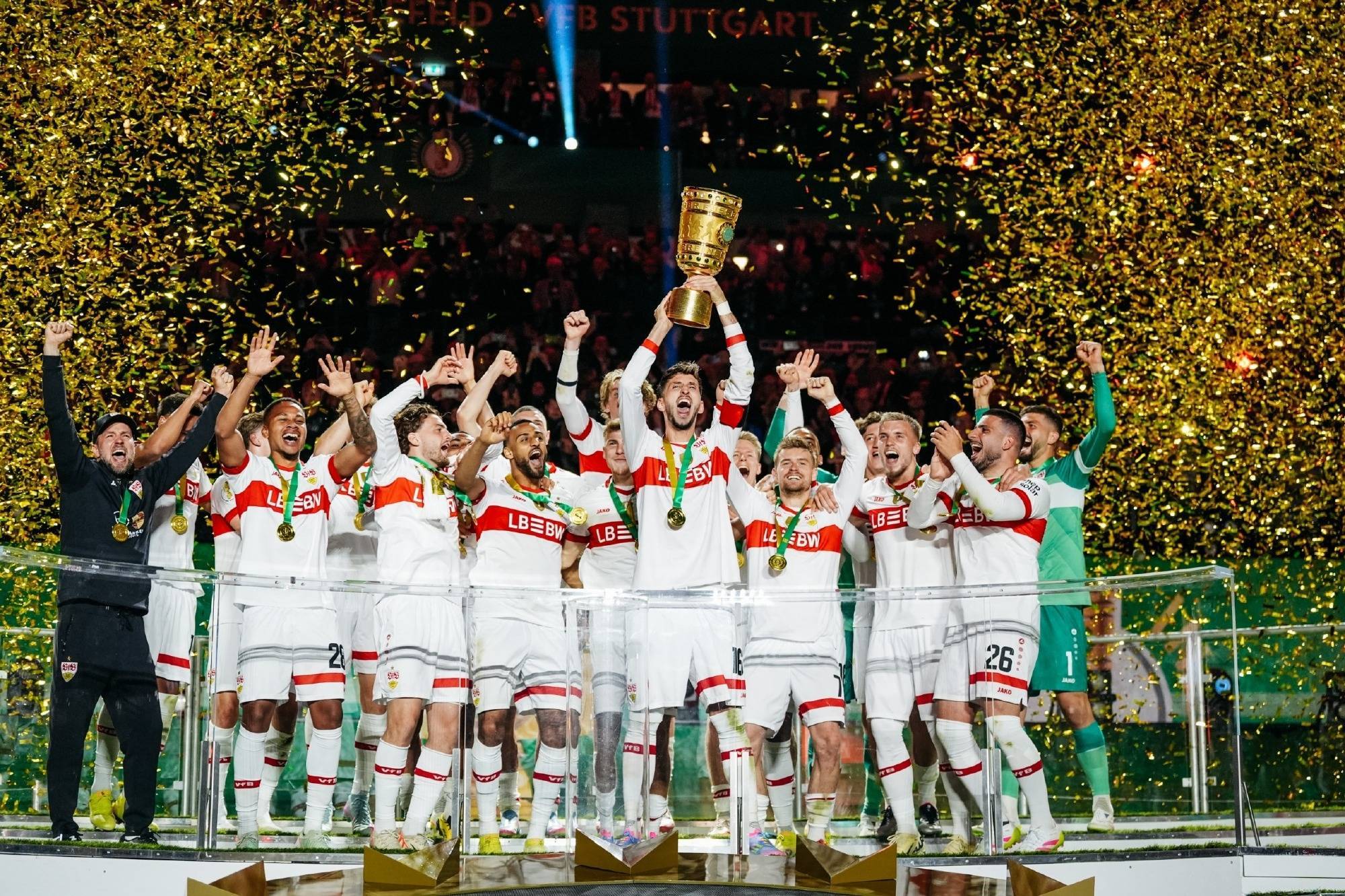 斯图加特夺冠在望，球队士气高涨