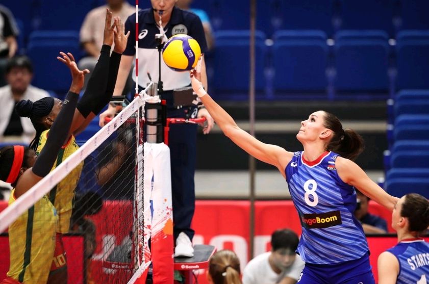 俄罗斯豪取五球大胜，横扫对手