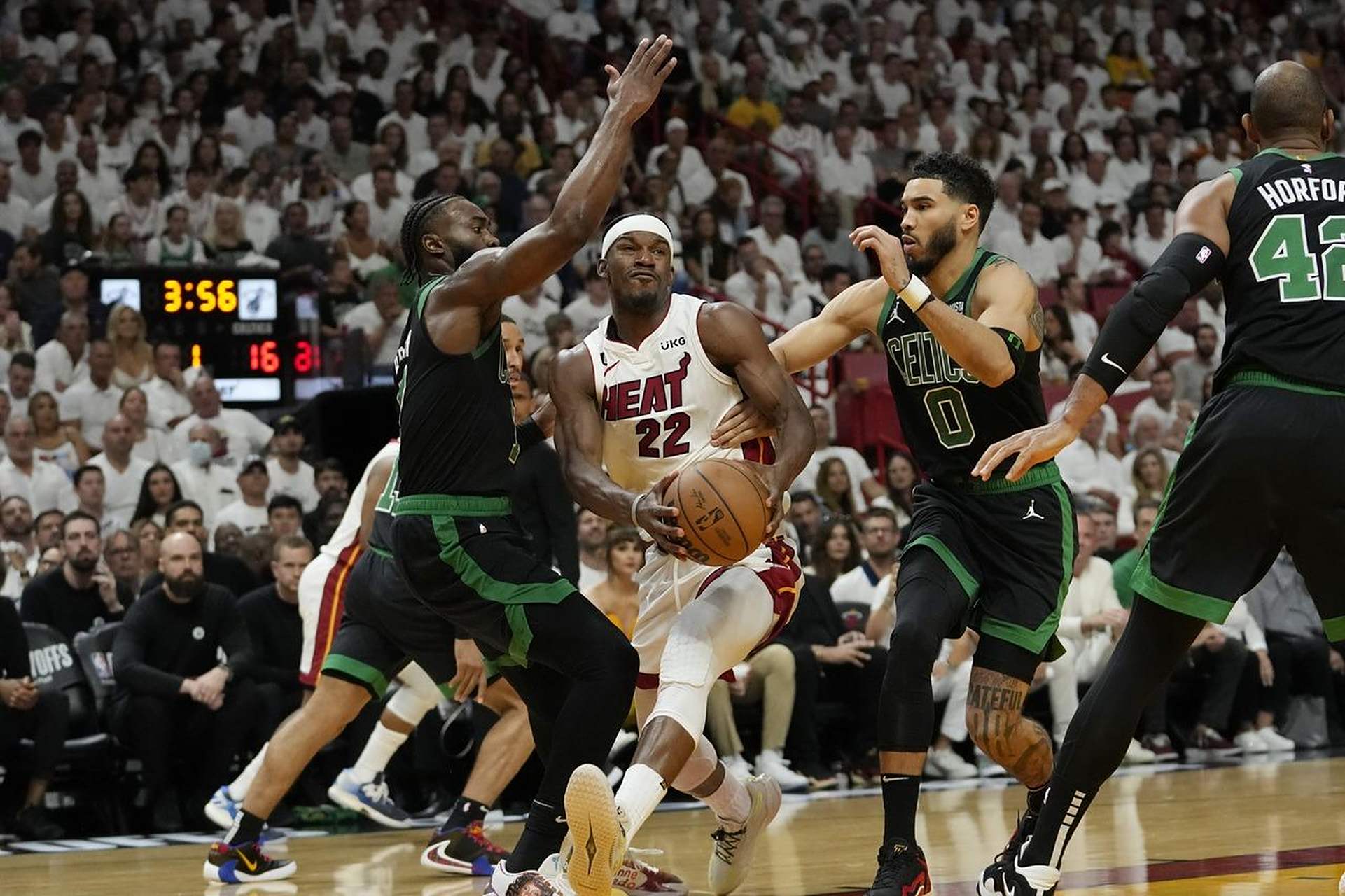 绿衫军大胜凯尔特人，排名攀升