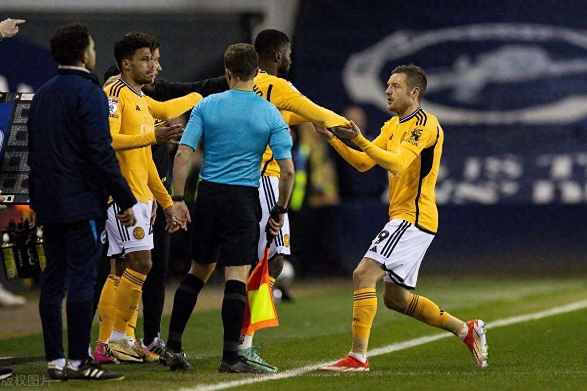 奥格斯堡客场大胜对手，取得重要三分的简单介绍