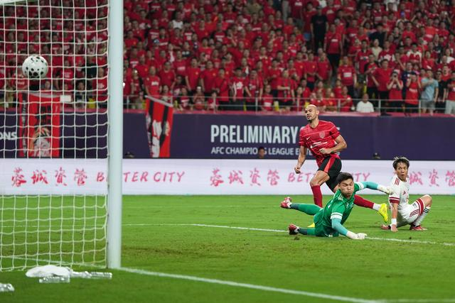 精英球队奋不顾身,角逐瞬间紧张刺激的简单介绍 精英球队奋不顾身,角逐瞬间紧张刺激的简单介绍