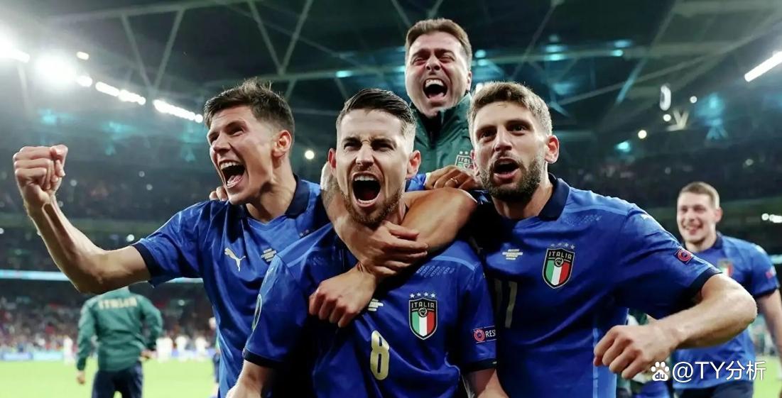 强强对话！欧洲国家队在场上展现拼搏精神的简单介绍